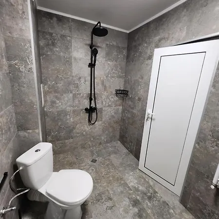 Student City Premium Apart & Privat Parking Апартамент *