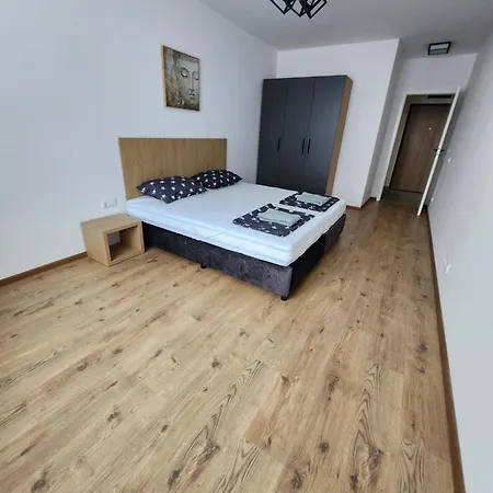 Student City Premium Apart & Privat Parking